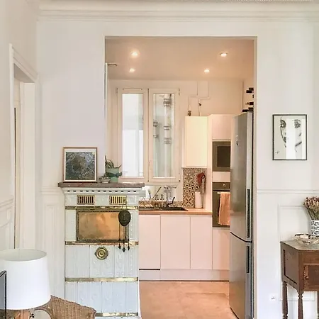 Appartamento Superb Haussmanian Apt Balcony Near Montmartre